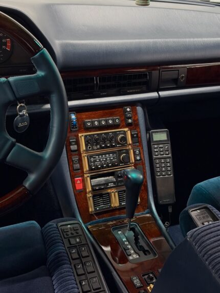 Siemens Telephone End Holder – C126 & W126 | Blue Wood “Wurzelholz” Finish