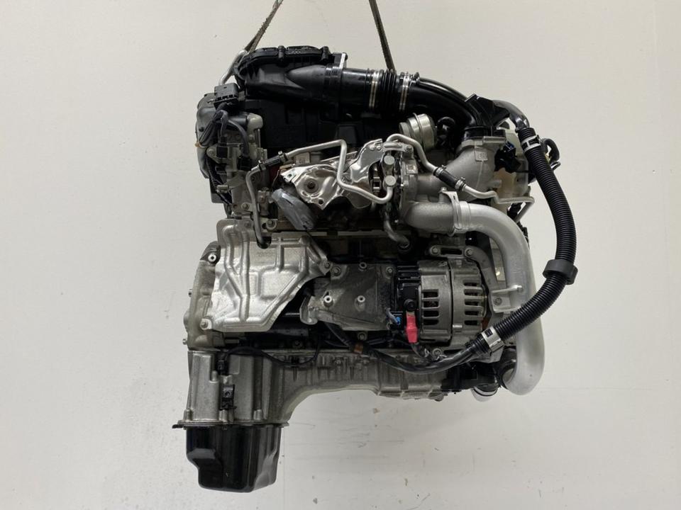 7d2352a7-b8e2-44ac-a2dc-c2e6b01a6330-1 MERCEDES ML 63 AMG ENGINE - Image 1