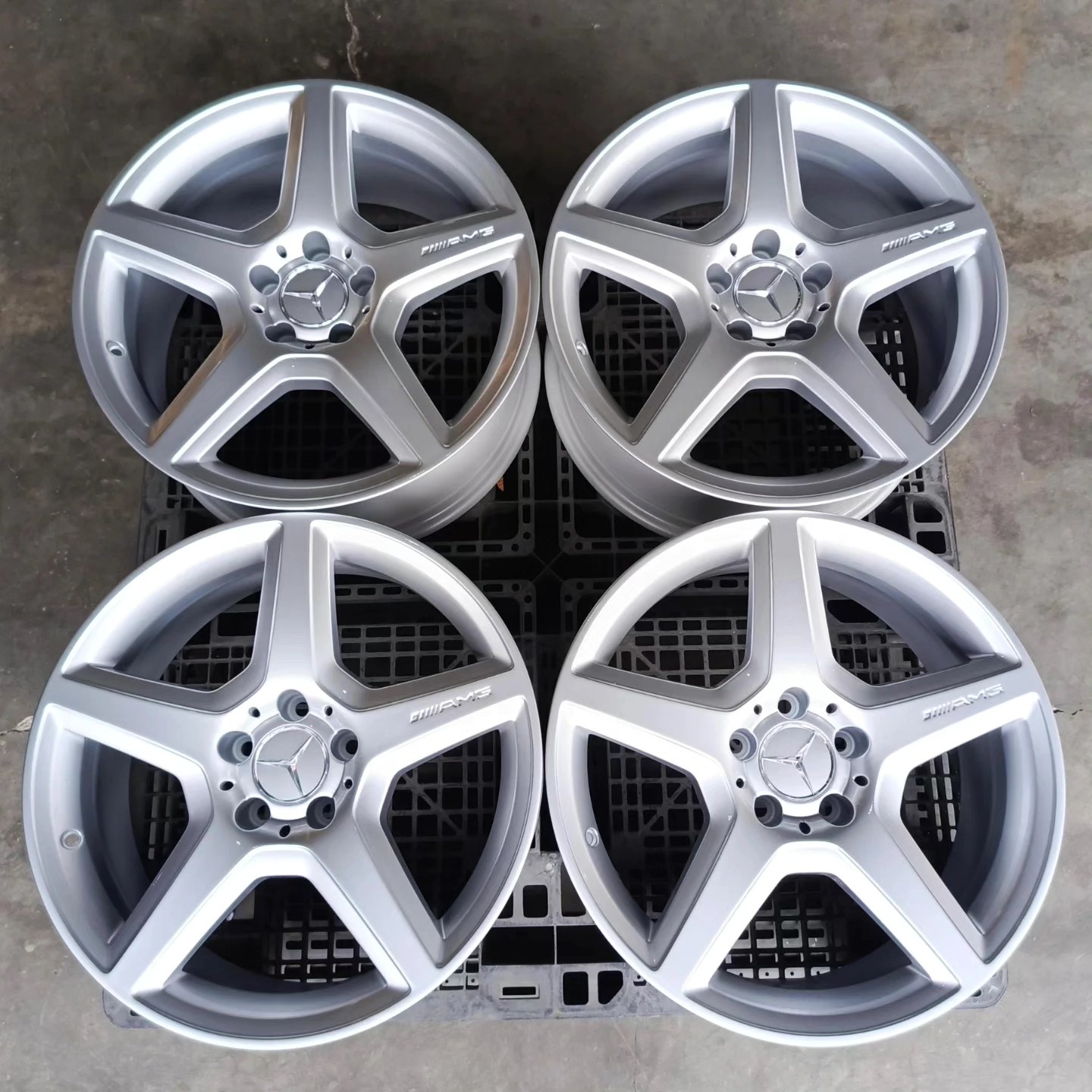 h Original AMG Aero Wheels - Image 1