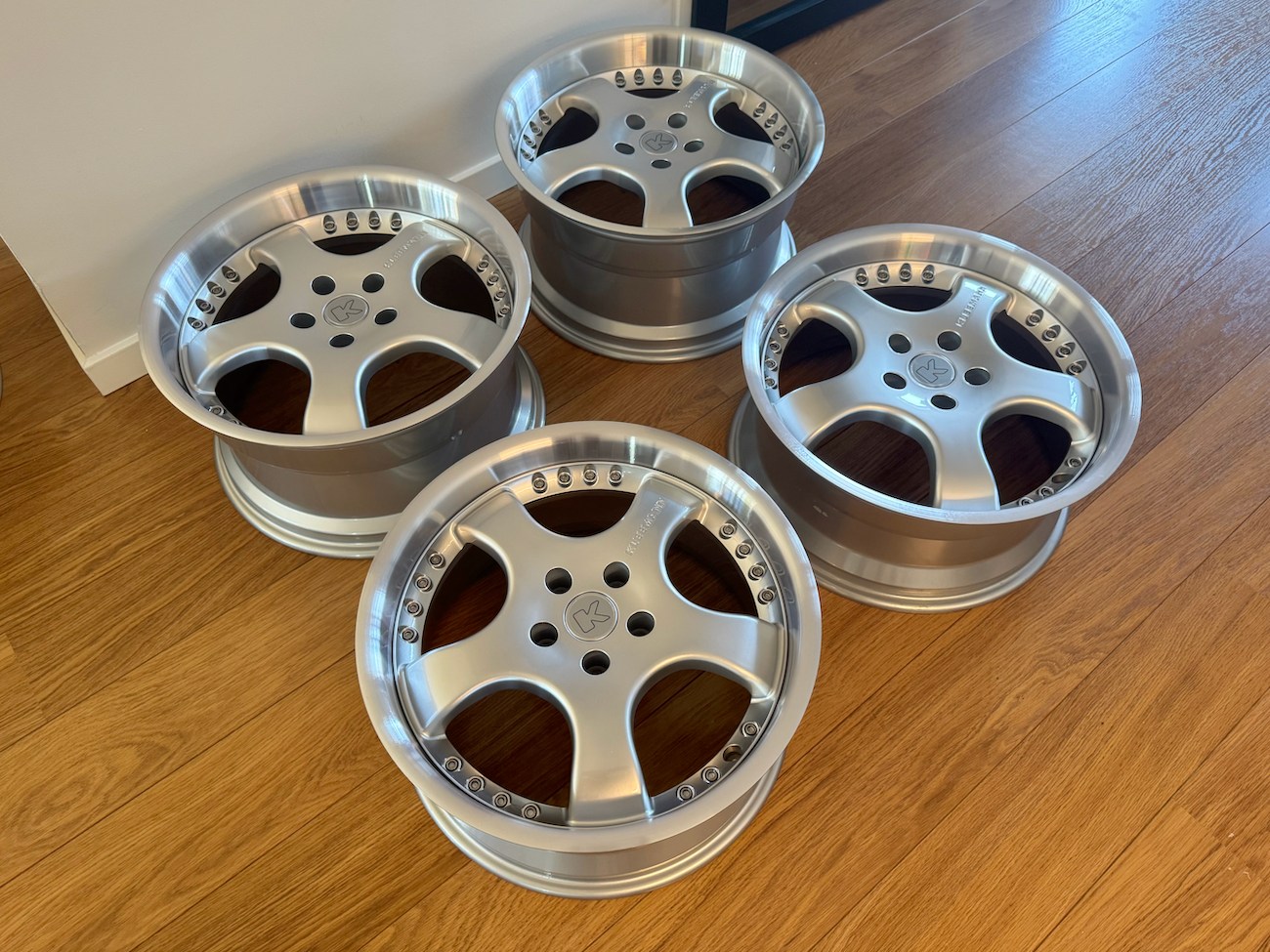 qqqq Staggered 2-Piece 18″ Kleemann TS-5 Wheels - Image 1